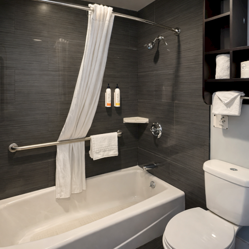 Pacific Inn Monterey